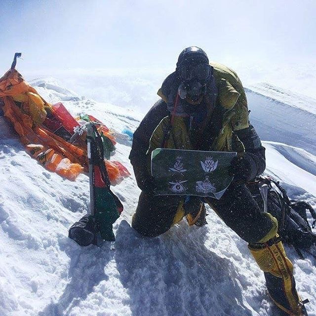 Gurkha Everest Expedition, Everest, Gurkha